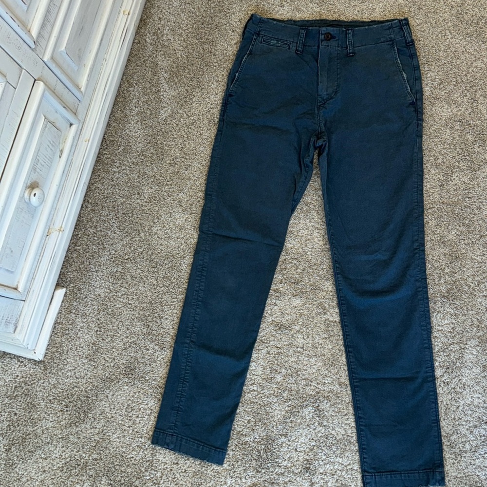 American Eagle Men’s 28/32 Slate Blue Flex Slim Chinos